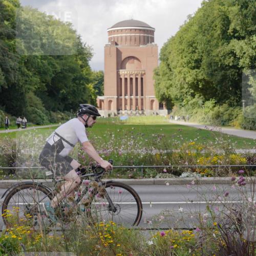 14.09.2025 - Stadtparktriathlon Michael Burmester http://msf.ph/oto/8905453 14.09.2025 12:21:54 Radfahren 1145, 1186, 1237, 1241 meine-sportfotos.de