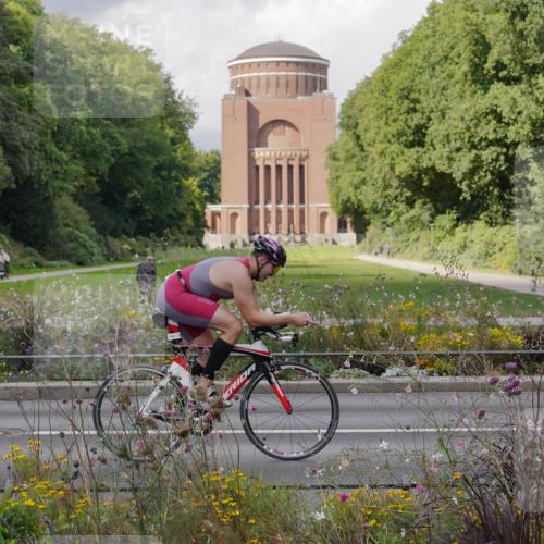 14.09.2025 - Stadtparktriathlon Michael Burmester http://msf.ph/oto/8905456 14.09.2025 12:22:05 Radfahren 1079, 1162, 1180, 1308 meine-sportfotos.de