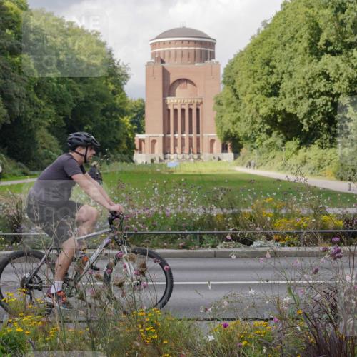 14.09.2025 - Stadtparktriathlon Michael Burmester http://msf.ph/oto/8905457 14.09.2025 12:22:06 Radfahren 1079, 1162, 1180, 1308 meine-sportfotos.de