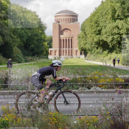 14.09.2025 - Stadtparktriathlon Michael Burmester http://msf.ph/oto/8905462 14.09.2025 12:22:22 Radfahren 1199, 1214, 1251, 1292, 1321 meine-sportfotos.de