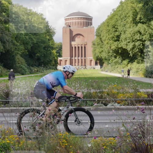 14.09.2025 - Stadtparktriathlon Michael Burmester http://msf.ph/oto/8905467 14.09.2025 12:22:35 Radfahren 1164, 1199, 1222, 1232, 1278, 1290, 1298 meine-sportfotos.de