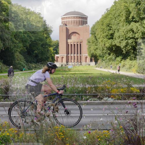 14.09.2025 - Stadtparktriathlon Michael Burmester http://msf.ph/oto/8905470 14.09.2025 12:22:43 Radfahren 1184, 1192, 1194, 1222, 1232, 1263, 1279, 1298 meine-sportfotos.de