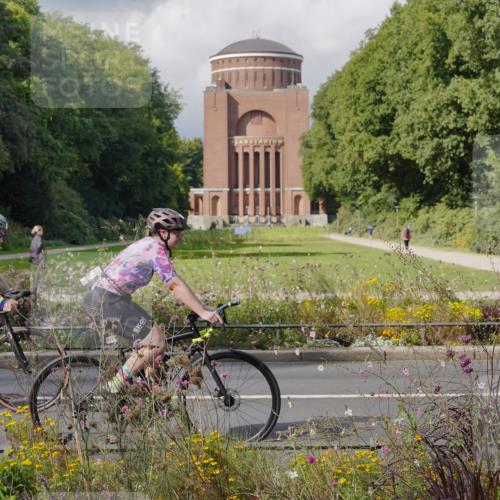 14.09.2025 - Stadtparktriathlon Michael Burmester http://msf.ph/oto/8905473 14.09.2025 12:22:49 Radfahren 1184, 1192, 1194, 1228, 1232, 1254, 1263, 1279, 1285, 1289, 1311 meine-sportfotos.de