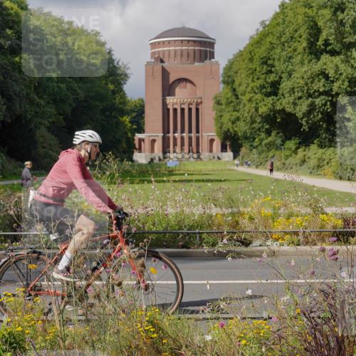 14.09.2025 - Stadtparktriathlon Michael Burmester http://msf.ph/oto/8905479 14.09.2025 12:23:04 Radfahren 1055, 1124, 1236 meine-sportfotos.de