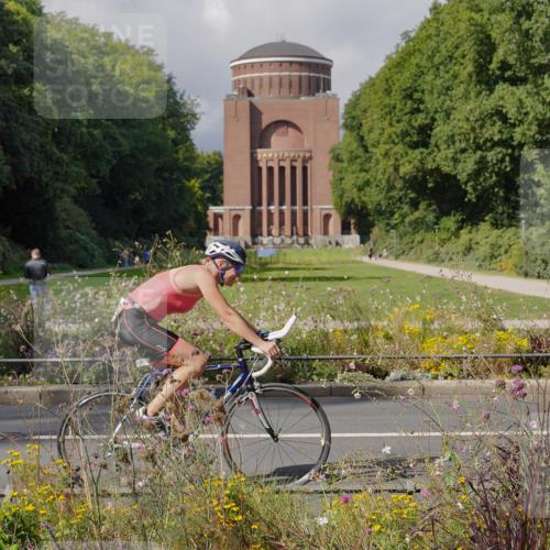 14.09.2025 - Stadtparktriathlon Michael Burmester http://msf.ph/oto/8905495 14.09.2025 12:24:14 Radfahren 1281, 1301, 1309 meine-sportfotos.de