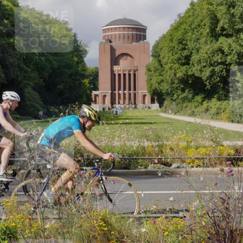 14.09.2025 - Stadtparktriathlon Michael Burmester http://msf.ph/oto/8905499 14.09.2025 12:24:34 Radfahren 1156, 1173, 1193, 1210 meine-sportfotos.de
