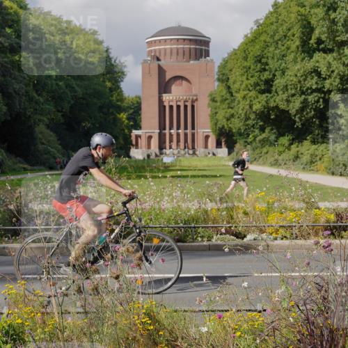 14.09.2025 - Stadtparktriathlon Michael Burmester http://msf.ph/oto/8905514 14.09.2025 12:25:09 Radfahren 1150, 1163, 1182, 1187, 1208, 1255, 1307 meine-sportfotos.de