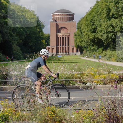 14.09.2025 - Stadtparktriathlon Michael Burmester http://msf.ph/oto/8905523 14.09.2025 12:25:36 Radfahren 1081, 1141, 1224, 1274, 1300, 1310 meine-sportfotos.de