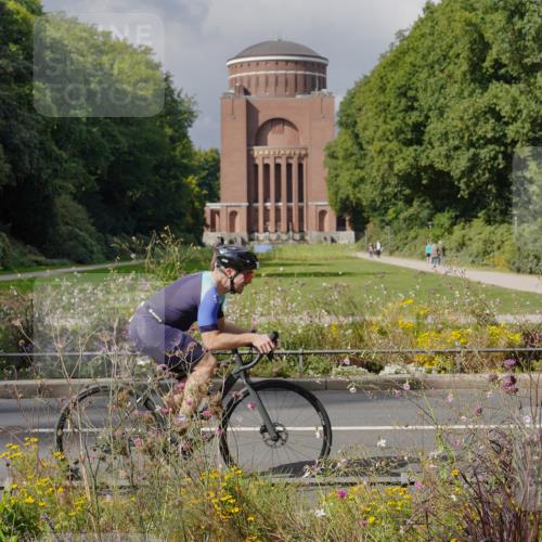 14.09.2025 - Stadtparktriathlon Michael Burmester http://msf.ph/oto/8905544 14.09.2025 12:26:48 Radfahren 1128, 1160, 1280, 1314 meine-sportfotos.de