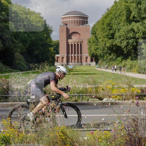 14.09.2025 - Stadtparktriathlon Michael Burmester http://msf.ph/oto/8905556 14.09.2025 12:27:26 Radfahren 1146, 1155, 1176, 1215, 1217, 1223 meine-sportfotos.de