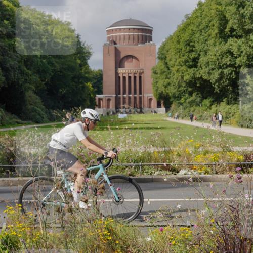 14.09.2025 - Stadtparktriathlon Michael Burmester http://msf.ph/oto/8905562 14.09.2025 12:27:42 Radfahren 1252, 1286, 1296 meine-sportfotos.de