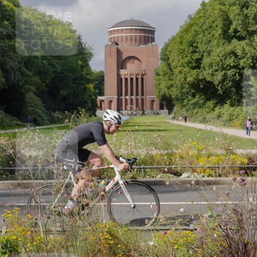 14.09.2025 - Stadtparktriathlon Michael Burmester http://msf.ph/oto/8905565 14.09.2025 12:27:58 Radfahren 1123, 1137, 1171, 1175 meine-sportfotos.de