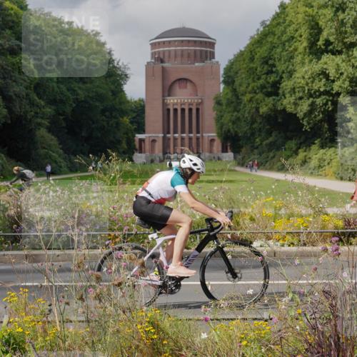 14.09.2025 - Stadtparktriathlon Michael Burmester http://msf.ph/oto/8905584 14.09.2025 12:29:11 Radfahren 1157, 1219, 1257, 1292, 1293, 1319 meine-sportfotos.de