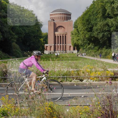 14.09.2025 - Stadtparktriathlon Michael Burmester http://msf.ph/oto/8905601 14.09.2025 12:30:12 Radfahren 1184, 1192, 1248, 1273, 1308 meine-sportfotos.de
