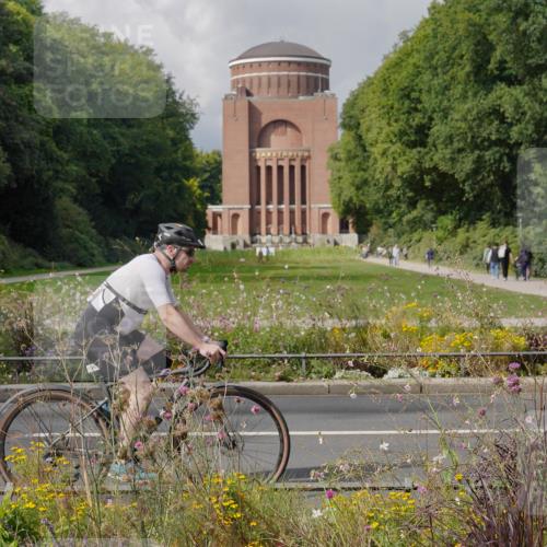 14.09.2025 - Stadtparktriathlon Michael Burmester http://msf.ph/oto/8905603 14.09.2025 12:30:25 Radfahren 1145, 1184, 1290 meine-sportfotos.de