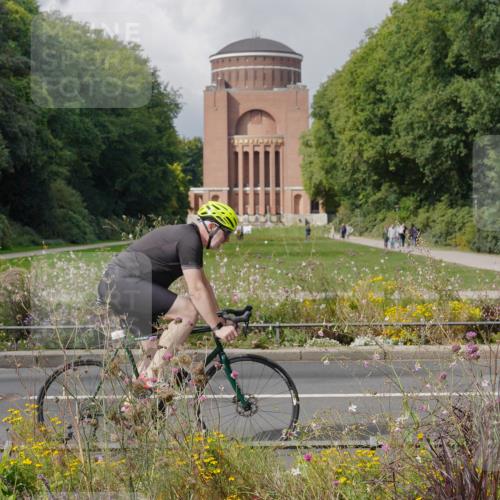 14.09.2025 - Stadtparktriathlon Michael Burmester http://msf.ph/oto/8905608 14.09.2025 12:30:47 Radfahren 1152, 1231, 1251, 1263, 1288, 1321 meine-sportfotos.de