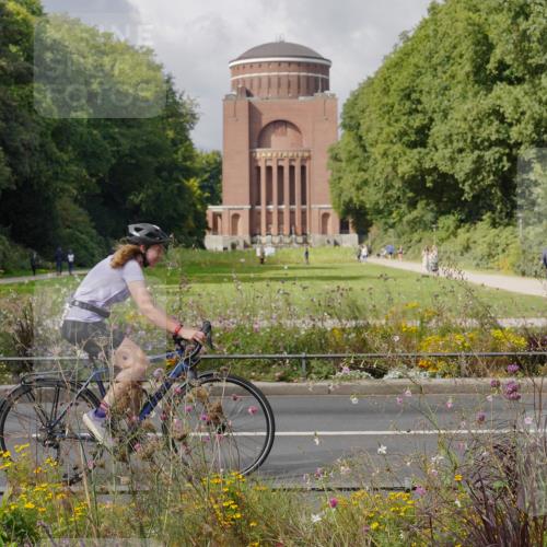 14.09.2025 - Stadtparktriathlon Michael Burmester http://msf.ph/oto/8905626 14.09.2025 12:31:54 Radfahren 1222, 1232 meine-sportfotos.de