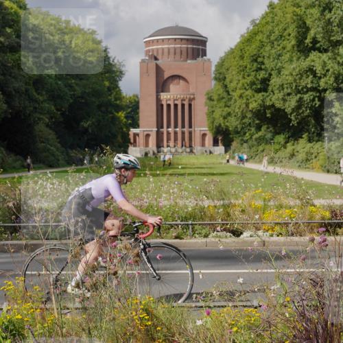 14.09.2025 - Stadtparktriathlon Michael Burmester http://msf.ph/oto/8905637 14.09.2025 12:32:40 Radfahren 1309 meine-sportfotos.de