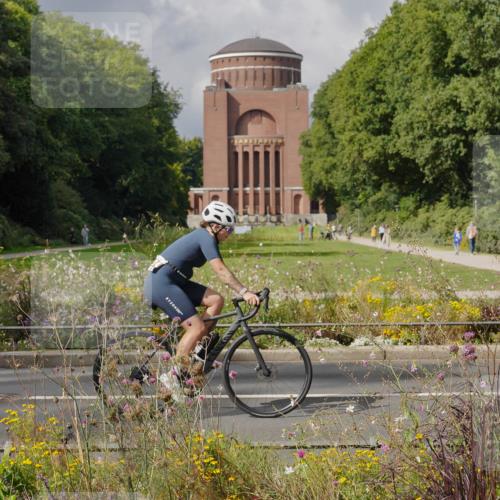14.09.2025 - Stadtparktriathlon Michael Burmester http://msf.ph/oto/8905641 14.09.2025 12:33:00 Radfahren 1163, 1193, 1202, 1210, 1224, 1274, 1306, 1310 meine-sportfotos.de
