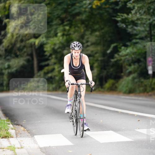 14.09.2025 - Stadtparktriathlon Michael Burmester http://msf.ph/oto/8905664 14.09.2025 13:11:00 Radfahren 1450 meine-sportfotos.de