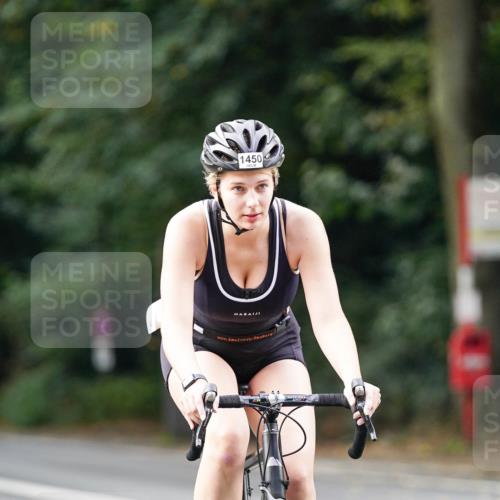 14.09.2025 - Stadtparktriathlon Michael Burmester http://msf.ph/oto/8905665 14.09.2025 13:11:02 Radfahren 1450 meine-sportfotos.de