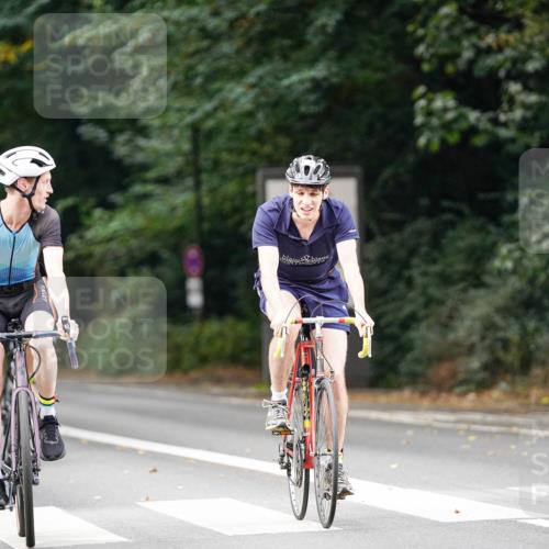 14.09.2025 - Stadtparktriathlon Michael Burmester http://msf.ph/oto/8905671 14.09.2025 13:11:29 Radfahren 1374, 1389, 1397, 1434, 1463, 1473, 1475, 1497, 1551 meine-sportfotos.de