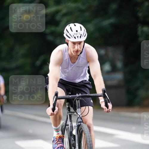 14.09.2025 - Stadtparktriathlon Michael Burmester http://msf.ph/oto/8905676 14.09.2025 13:11:32 Radfahren 1374, 1389, 1397, 1434, 1463, 1473, 1475, 1551 meine-sportfotos.de