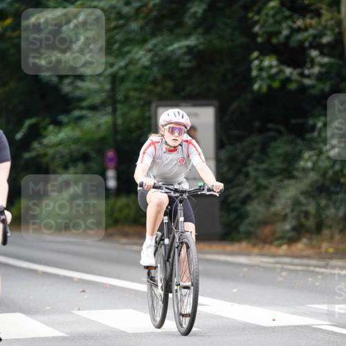 14.09.2025 - Stadtparktriathlon Michael Burmester http://msf.ph/oto/8905690 14.09.2025 13:11:52 Radfahren 1357, 1376, 1435, 1437, 1483, 1521 meine-sportfotos.de
