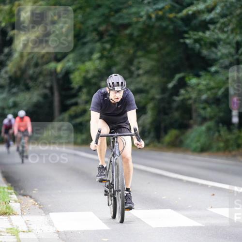 14.09.2025 - Stadtparktriathlon Michael Burmester http://msf.ph/oto/8905716 14.09.2025 13:12:30 Radfahren 1370, 1426 meine-sportfotos.de