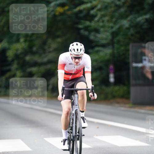 14.09.2025 - Stadtparktriathlon Michael Burmester http://msf.ph/oto/8905720 14.09.2025 13:12:38 Radfahren 1426, 1494 meine-sportfotos.de