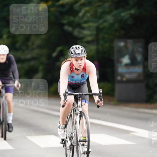14.09.2025 - Stadtparktriathlon Michael Burmester http://msf.ph/oto/8905738 14.09.2025 13:13:37 Radfahren 1423, 1487, 1505, 1530 meine-sportfotos.de
