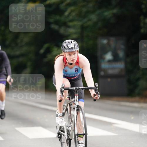 14.09.2025 - Stadtparktriathlon Michael Burmester http://msf.ph/oto/8905739 14.09.2025 13:13:38 Radfahren 1423, 1487, 1505, 1530 meine-sportfotos.de