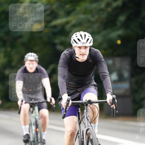 14.09.2025 - Stadtparktriathlon Michael Burmester http://msf.ph/oto/8905740 14.09.2025 13:13:39 Radfahren 1423, 1487, 1505, 1530 meine-sportfotos.de