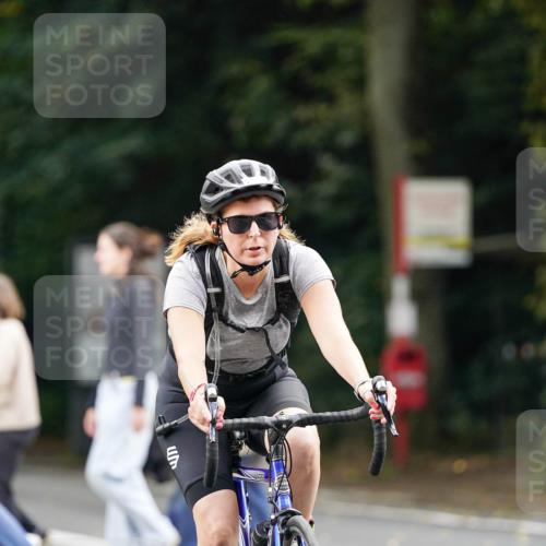 14.09.2025 - Stadtparktriathlon Michael Burmester http://msf.ph/oto/8905746 14.09.2025 13:13:43 Radfahren 1423, 1487, 1505, 1530 meine-sportfotos.de
