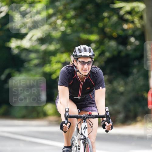14.09.2025 - Stadtparktriathlon Michael Burmester http://msf.ph/oto/8905756 14.09.2025 13:14:23 Radfahren 1332, 1452, 1495, 1504, 1552 meine-sportfotos.de