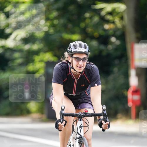 14.09.2025 - Stadtparktriathlon Michael Burmester http://msf.ph/oto/8905757 14.09.2025 13:14:23 Radfahren 1332, 1452, 1495, 1504, 1552 meine-sportfotos.de