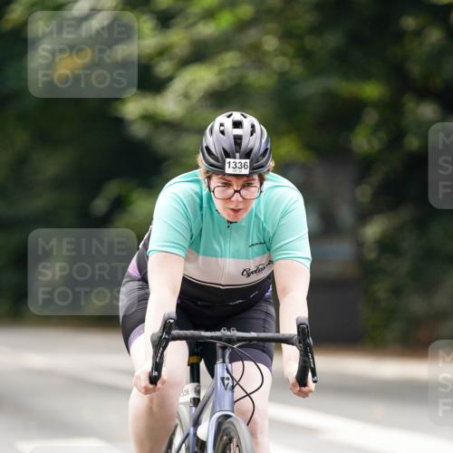 14.09.2025 - Stadtparktriathlon Michael Burmester http://msf.ph/oto/8905767 14.09.2025 13:14:35 Radfahren 1327, 1336, 1430, 1444, 1504, 1525 meine-sportfotos.de