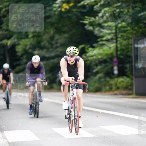 14.09.2025 - Stadtparktriathlon Michael Burmester http://msf.ph/oto/8905783 14.09.2025 13:14:58 Radfahren 1446, 1468, 1469, 1548 meine-sportfotos.de