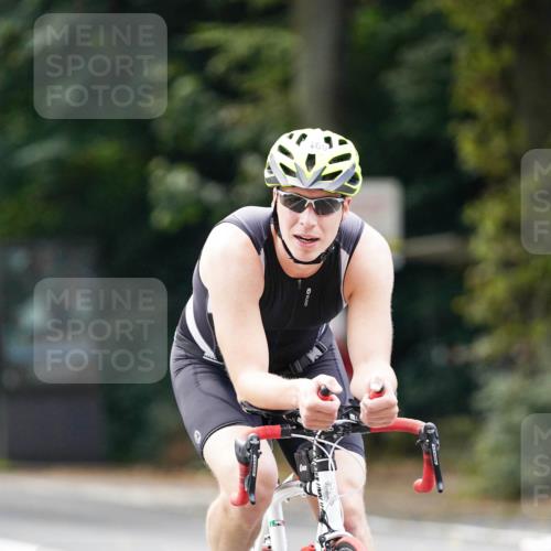 14.09.2025 - Stadtparktriathlon Michael Burmester http://msf.ph/oto/8905785 14.09.2025 13:15:00 Radfahren 1446, 1468, 1469, 1548 meine-sportfotos.de