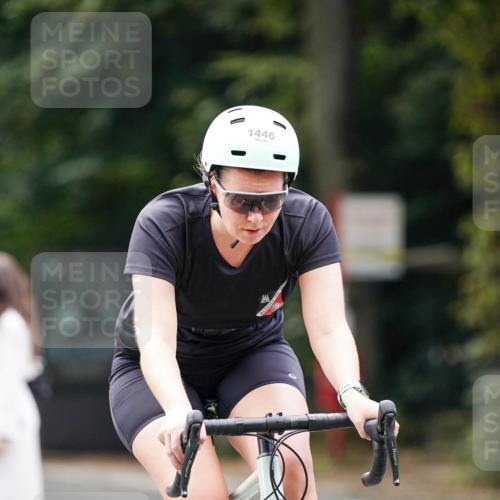 14.09.2025 - Stadtparktriathlon Michael Burmester http://msf.ph/oto/8905789 14.09.2025 13:15:03 Radfahren 1446, 1451, 1468, 1469 meine-sportfotos.de