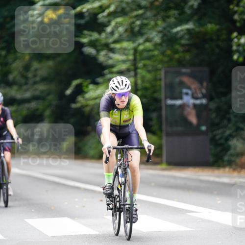 14.09.2025 - Stadtparktriathlon Michael Burmester http://msf.ph/oto/8905802 14.09.2025 13:15:22 Radfahren 1371, 1456, 1471, 1514 meine-sportfotos.de