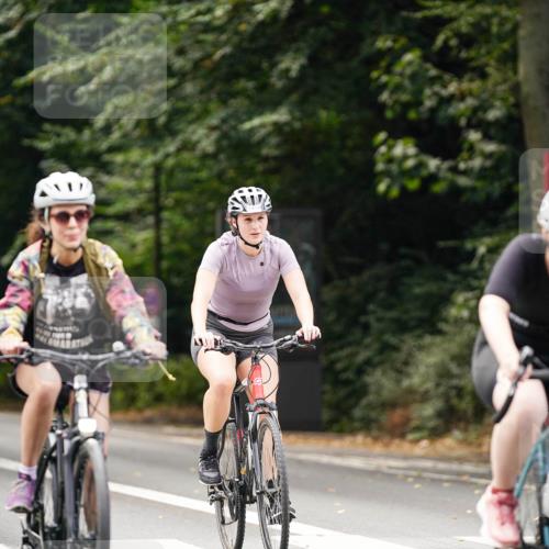 14.09.2025 - Stadtparktriathlon Michael Burmester http://msf.ph/oto/8905816 14.09.2025 13:15:45 Radfahren 1422, 1459, 1474, 1481, 1531, 1542 meine-sportfotos.de