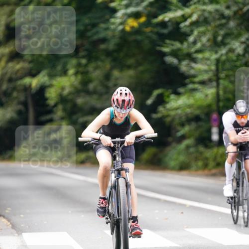 14.09.2025 - Stadtparktriathlon Michael Burmester http://msf.ph/oto/8905821 14.09.2025 13:16:02 Radfahren 1442, 1492 meine-sportfotos.de