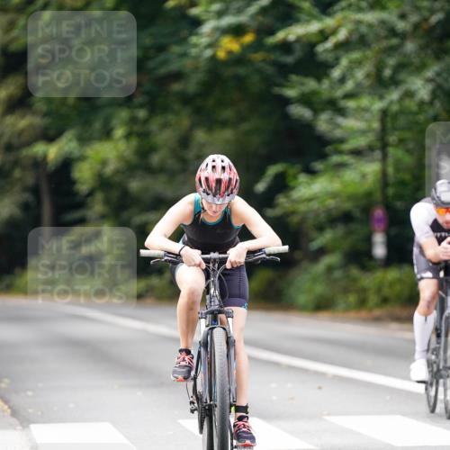 14.09.2025 - Stadtparktriathlon Michael Burmester http://msf.ph/oto/8905822 14.09.2025 13:16:02 Radfahren 1442, 1492 meine-sportfotos.de