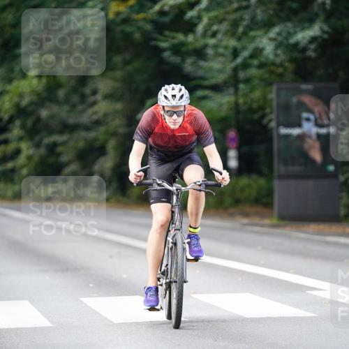 14.09.2025 - Stadtparktriathlon Michael Burmester http://msf.ph/oto/8905857 14.09.2025 13:17:15 Radfahren 1460, 1479, 1507 meine-sportfotos.de