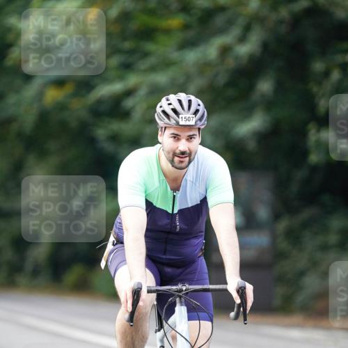 14.09.2025 - Stadtparktriathlon Michael Burmester http://msf.ph/oto/8905860 14.09.2025 13:17:19 Radfahren 1479, 1498, 1507, 1517 meine-sportfotos.de
