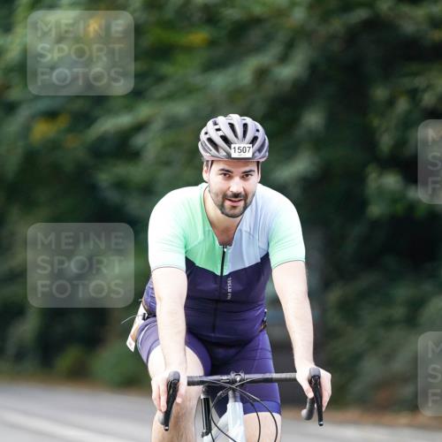 14.09.2025 - Stadtparktriathlon Michael Burmester http://msf.ph/oto/8905861 14.09.2025 13:17:19 Radfahren 1479, 1498, 1507, 1517 meine-sportfotos.de