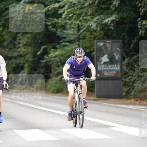 14.09.2025 - Stadtparktriathlon Michael Burmester http://msf.ph/oto/8905862 14.09.2025 13:17:23 Radfahren 1498, 1507, 1517, 1554 meine-sportfotos.de