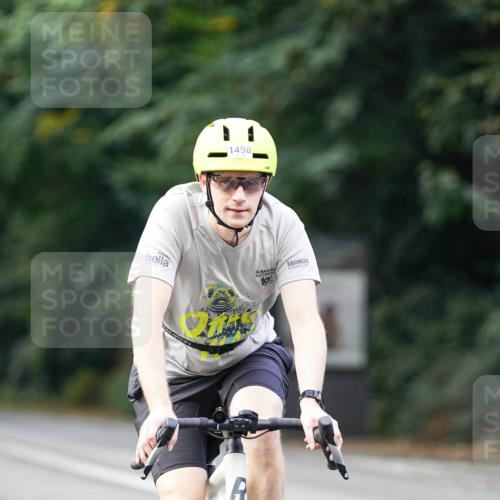 14.09.2025 - Stadtparktriathlon Michael Burmester http://msf.ph/oto/8905866 14.09.2025 13:17:25 Radfahren 1427, 1498, 1507, 1517, 1554 meine-sportfotos.de