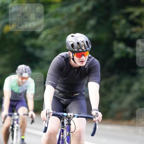14.09.2025 - Stadtparktriathlon Michael Burmester http://msf.ph/oto/8905879 14.09.2025 13:17:37 Radfahren 1427, 1488, 1499, 1510, 1522, 1544 meine-sportfotos.de